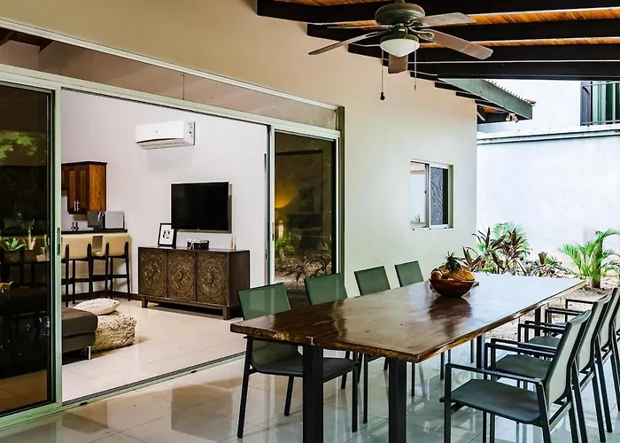 Renovated 3 Bd Walkable Pool * Potrero (Guanacaste)